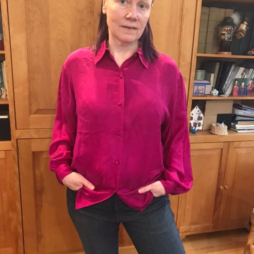 Anna and Frank Jacquard Silk Fuschia Blouse
